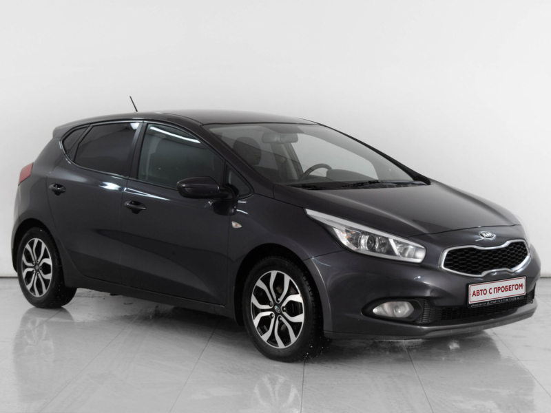 Kia Ceed, II 2014 с пробегом 106 100 км.