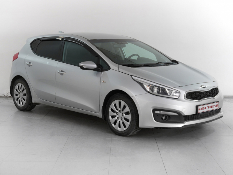 Kia Ceed, II Рестайлинг 2017 с пробегом 116 600 км.