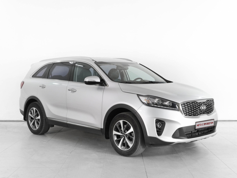 Kia Sorento, II Рестайлинг 2018 с пробегом 122 700 км.