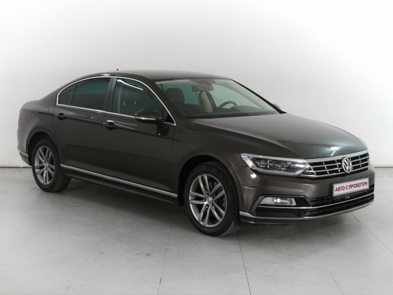 Volkswagen Passat, B8 2017 с пробегом 176 300 км.