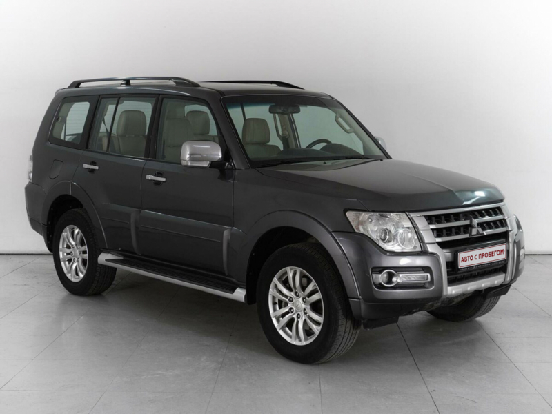 Mitsubishi Pajero, IV Рестайлинг 2 2017 с пробегом 73 300 км.