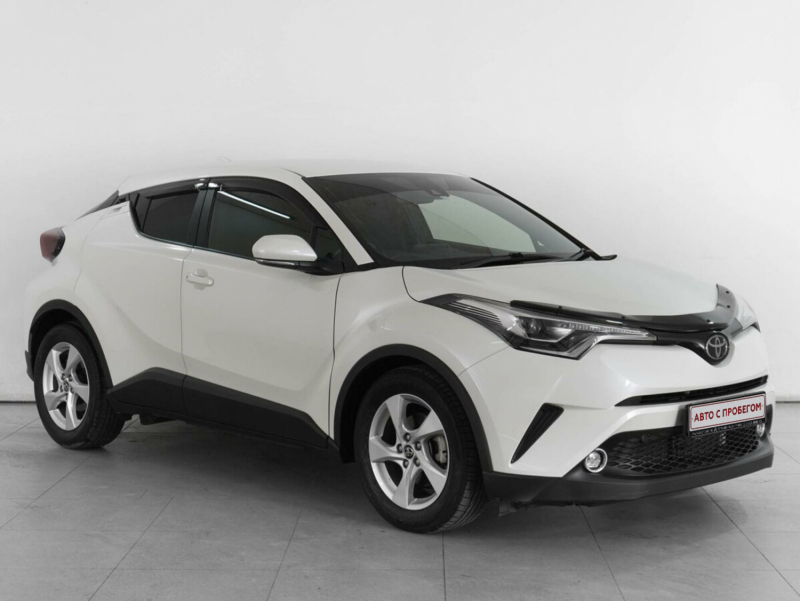 Toyota C-HR, I 2018 с пробегом 29 400 км.