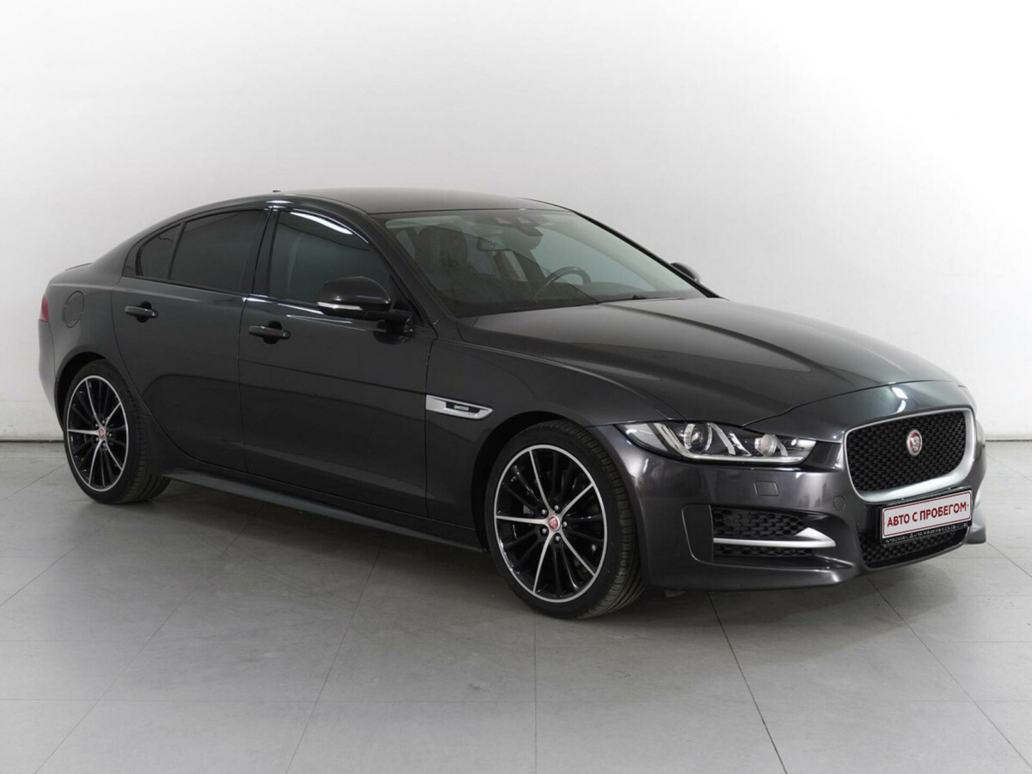 Jaguar XE, 2015 г.