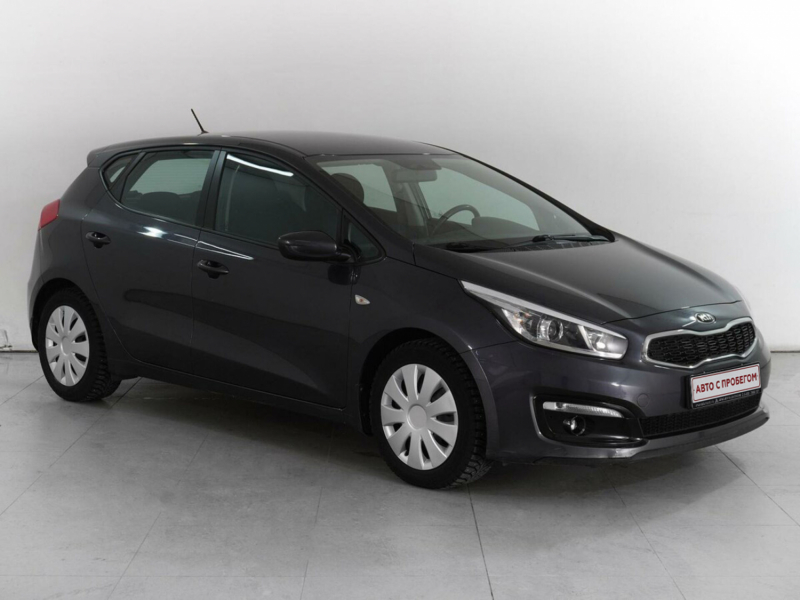 Kia Ceed, II Рестайлинг 2015 с пробегом 60 100 км.