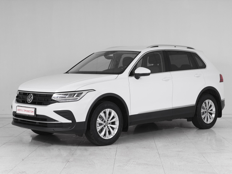 Volkswagen Tiguan, II Рестайлинг 2021 с пробегом 73 800 км.