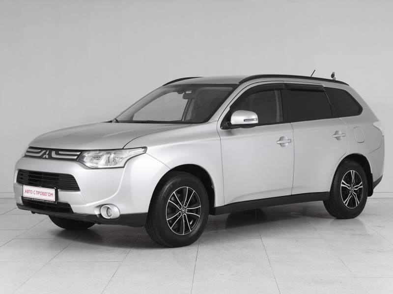 Mitsubishi Outlander, 2013 г.