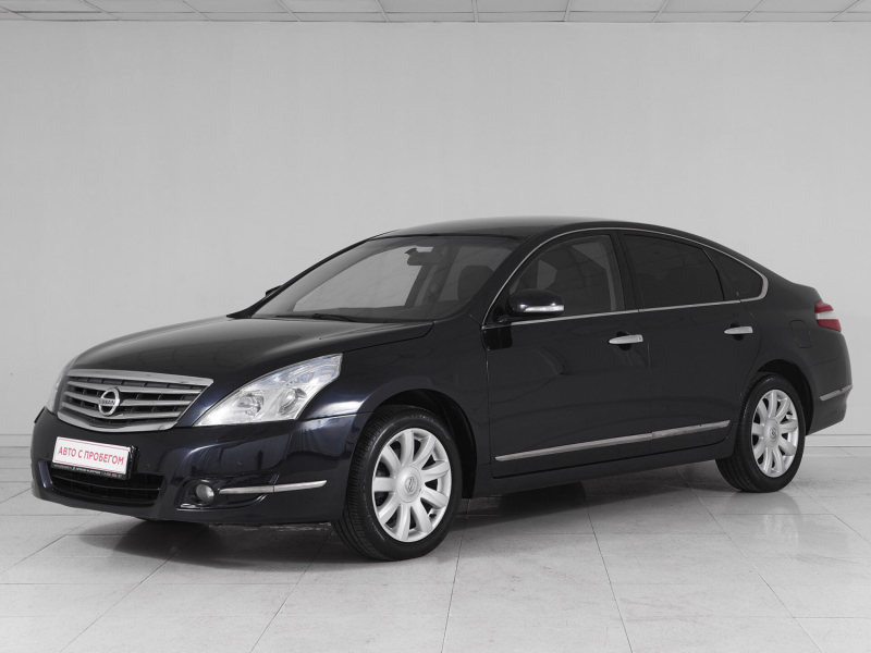 Nissan Teana, II 2010 с пробегом 177 000 км.