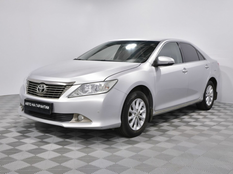 Toyota Camry, 2013 г.