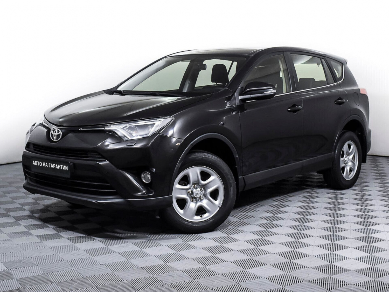 Toyota RAV4, 2015 г.