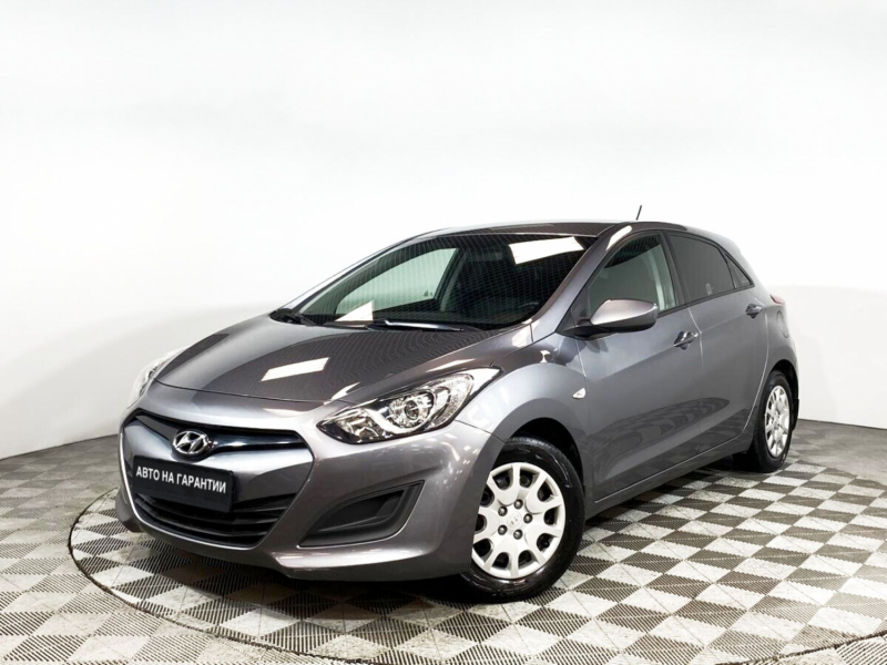 Hyundai i30, II 2013 с пробегом 97 000 км.