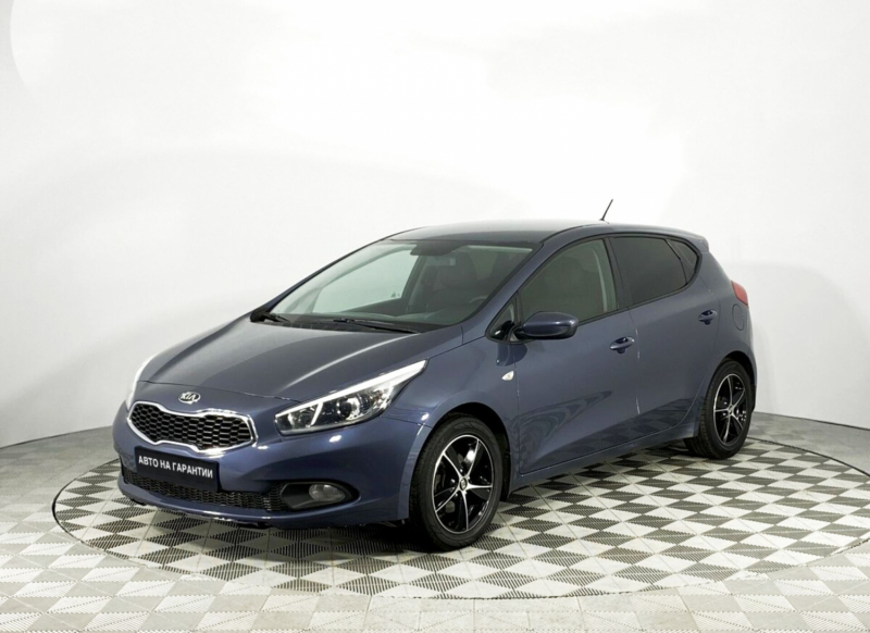 Kia Ceed, II 2014 с пробегом 82 000 км.