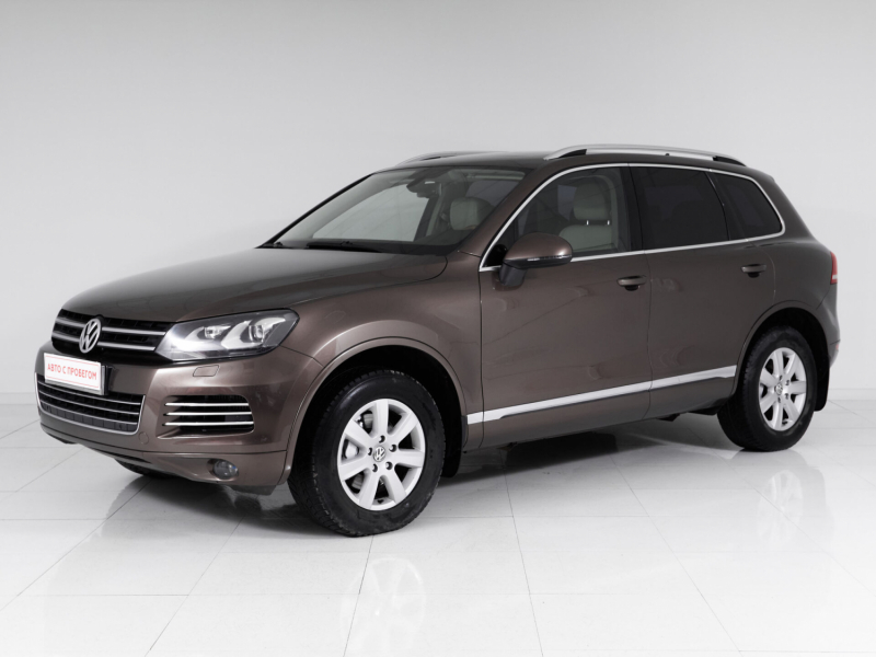 Volkswagen Touareg, II 2011 с пробегом 156 000 км.