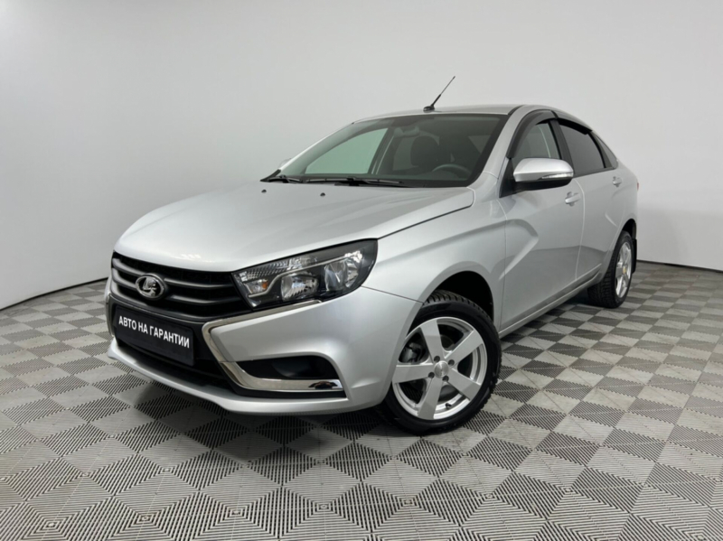 LADA (ВАЗ) Vesta, I 2021 с пробегом 15 000 км.