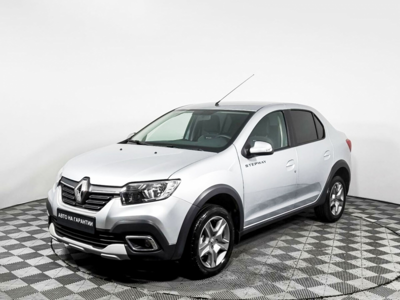 Renault Logan, II Рестайлинг 2021 с пробегом 10 900 км.