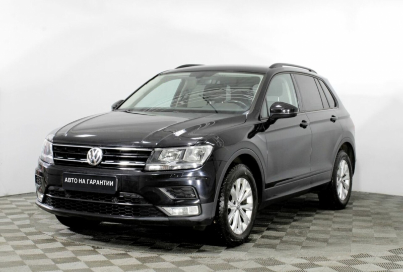 Volkswagen Tiguan, II 2017 с пробегом 68 000 км.