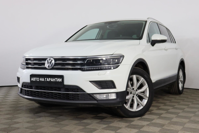 Volkswagen Tiguan, II 2017 с пробегом 66 000 км.