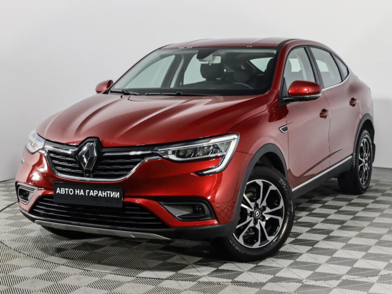 Renault Arkana, I 2021 с пробегом 11 200 км.