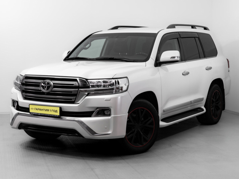 Toyota Land Cruiser, 200 Series Рестайлинг 2 2018 с пробегом 65 000 км.