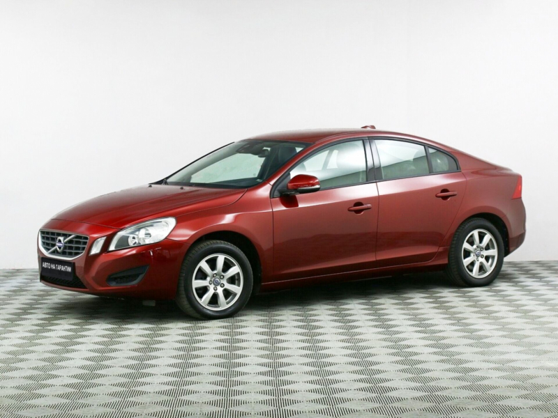 Volvo S60, II 2011 с пробегом 124 000 км.