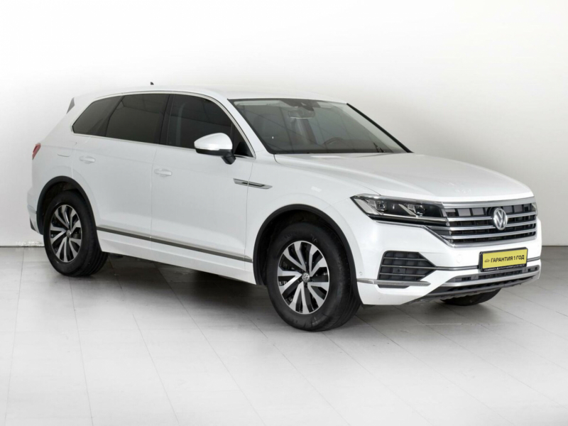 Volkswagen Touareg, III 2018 с пробегом 67 500 км.