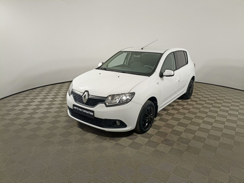 Renault Sandero, II 2017 с пробегом 66 000 км.