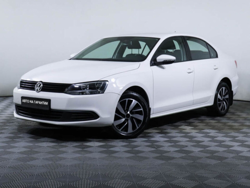 Volkswagen Jetta, VI 2013 с пробегом 81 500 км.