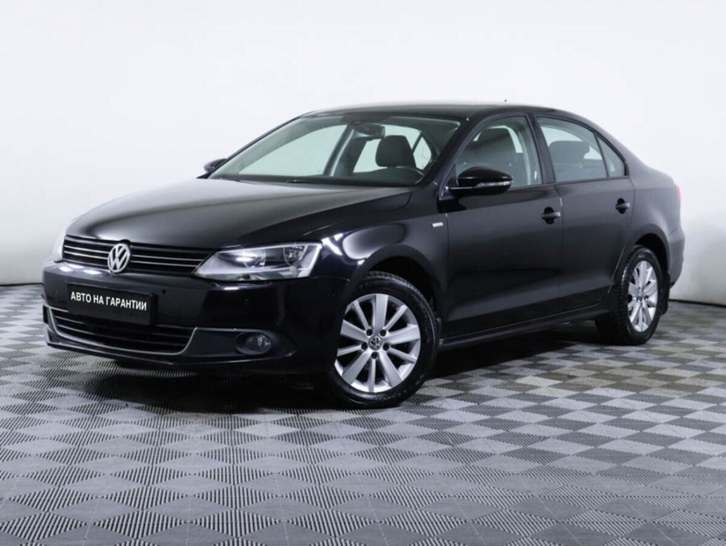 Volkswagen Jetta, VI 2013 с пробегом 82 000 км.