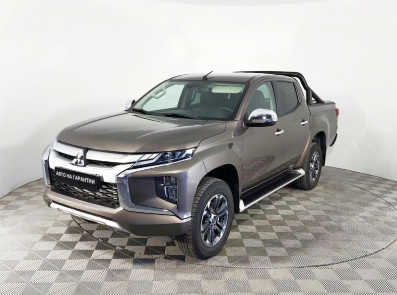 Mitsubishi L200, V Рестайлинг 2022 с пробегом 50 км.