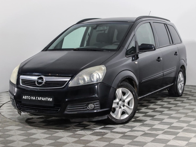 Opel Zafira, B 2006 с пробегом 205 000 км.