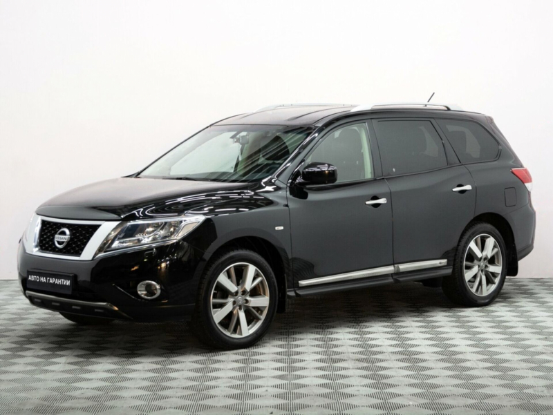 Nissan Pathfinder, IV 2014 с пробегом 92 000 км.