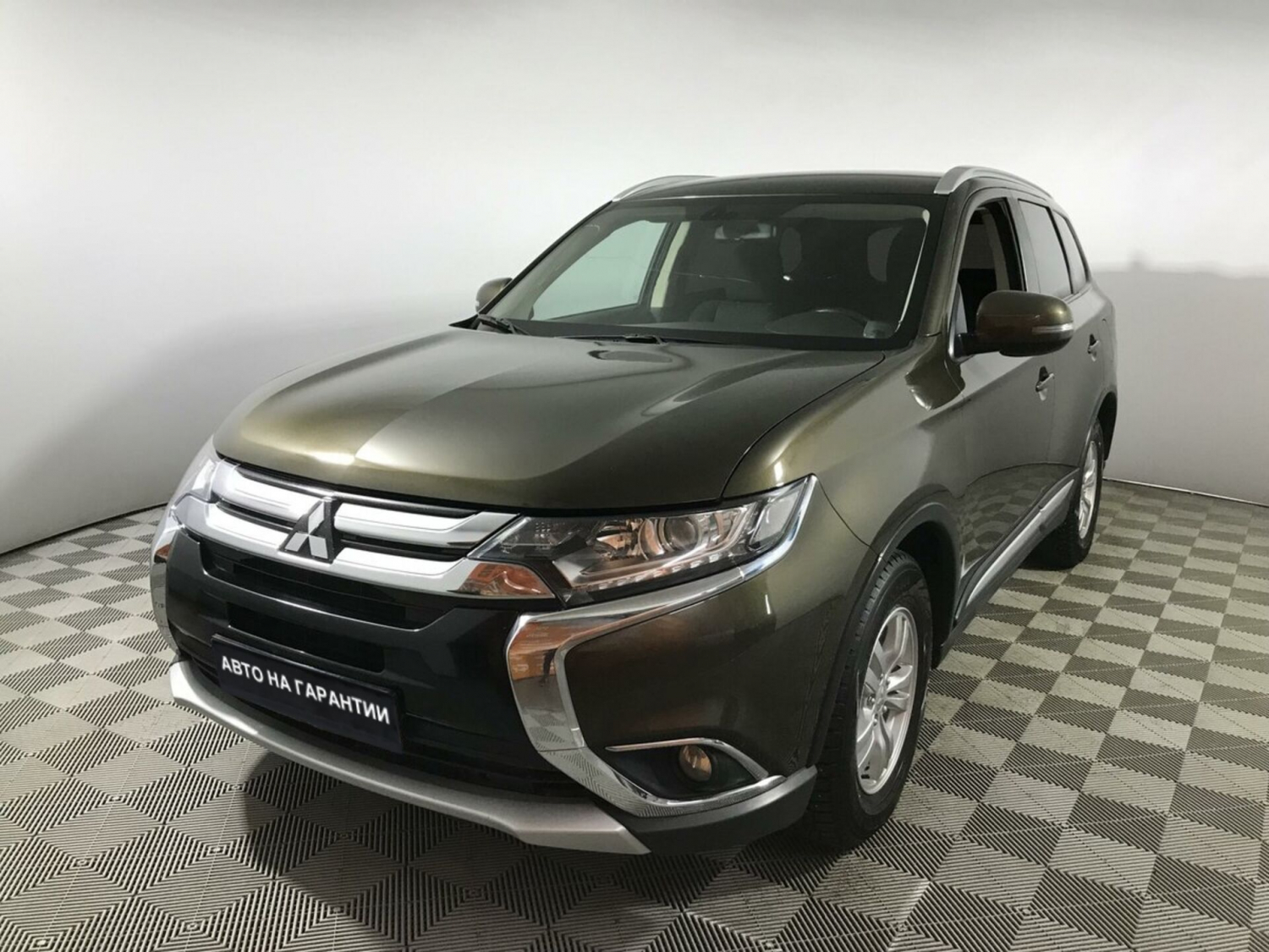 Mitsubishi Outlander, 2017 г.