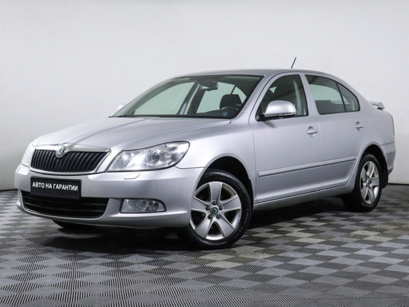 Skoda Octavia, II (A5) Рестайлинг 2012 с пробегом 116 000 км.