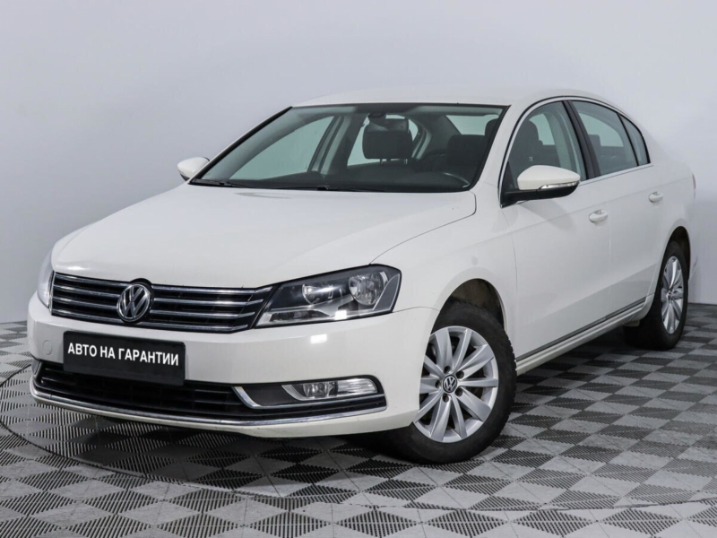 Volkswagen Passat, B7 2012 с пробегом 75 400 км.