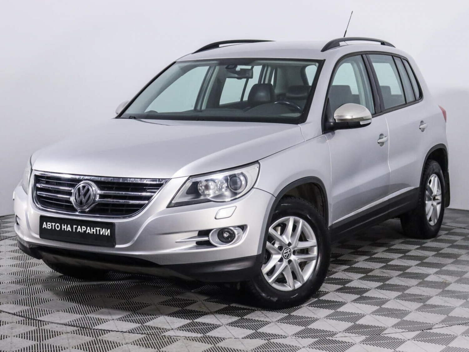 Volkswagen Tiguan, 2010 г.