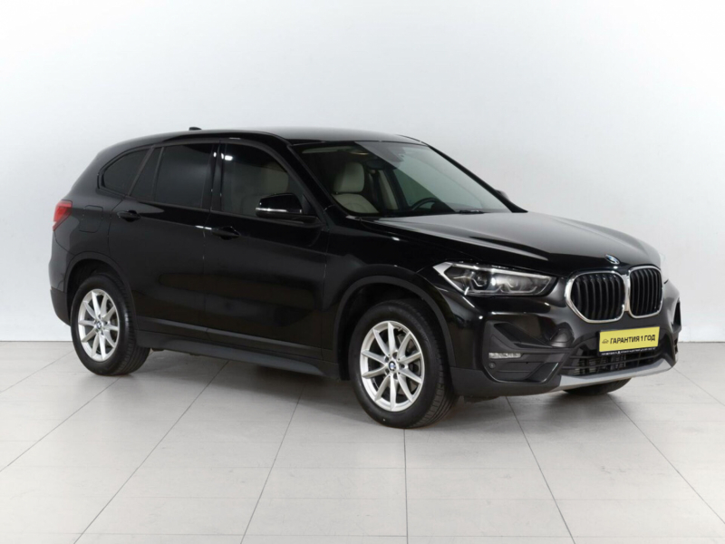 BMW X1, II (F48) Рестайлинг 2020 с пробегом 38 900 км.