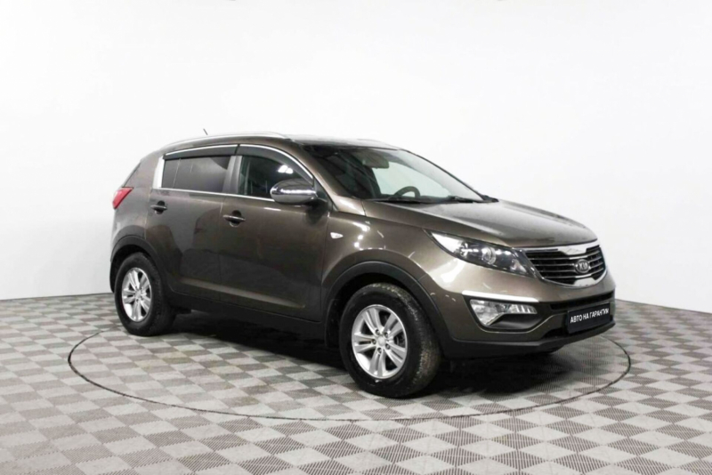 Kia Sportage, III 2010 с пробегом 162 000 км.