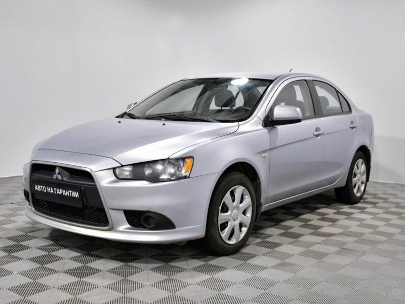 Mitsubishi Lancer, X Рестайлинг 2014 с пробегом 82 000 км.