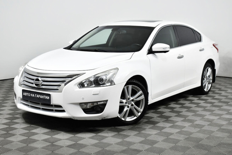 Nissan Teana, III 2015 с пробегом 122 000 км.