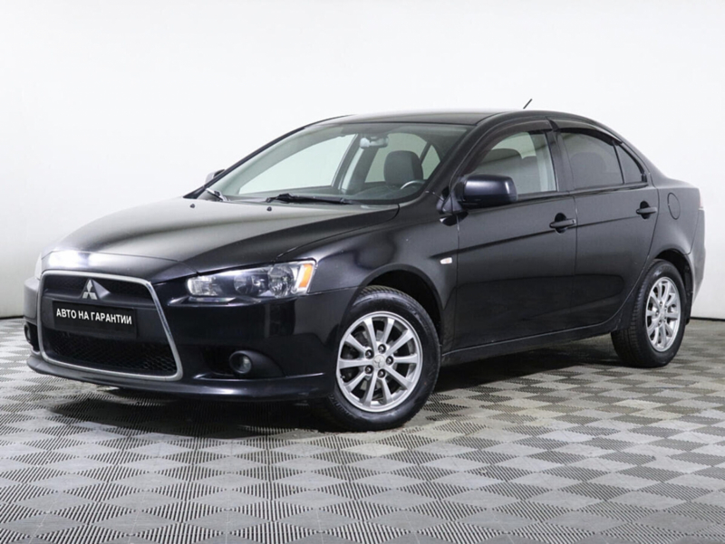 Mitsubishi Lancer, X Рестайлинг 2012 с пробегом 182 000 км.