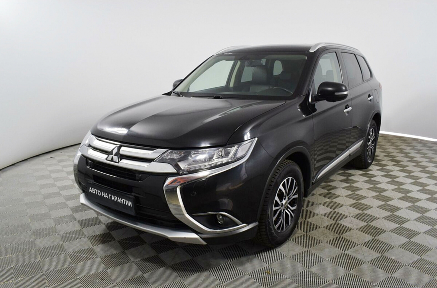 Mitsubishi Outlander, 2017 г.