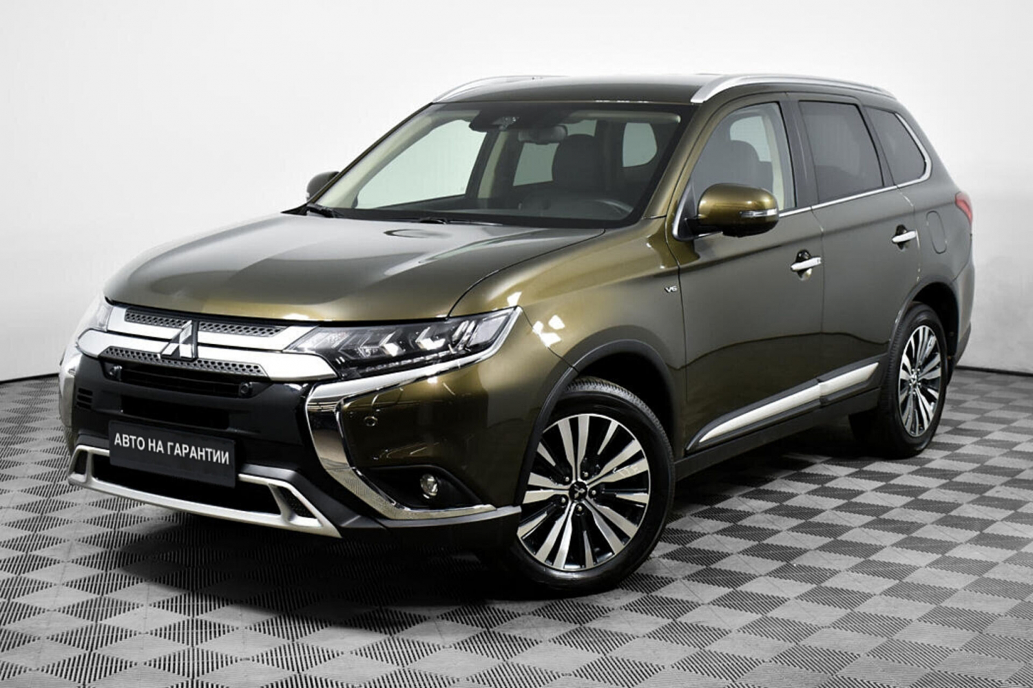 Mitsubishi Outlander, 2021 г.