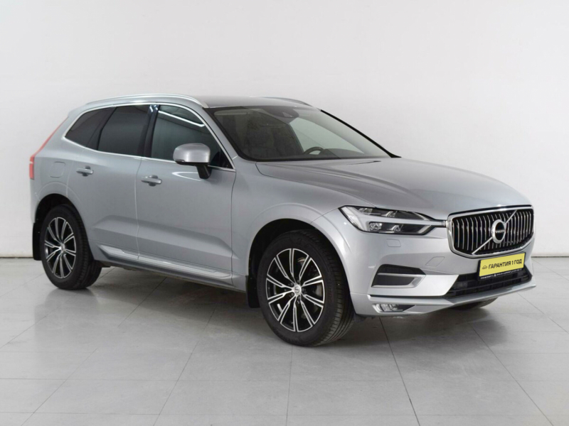 Volvo XC60, II 2018 с пробегом 65 000 км.