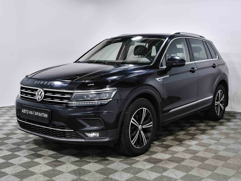 Volkswagen Tiguan, II 2018 с пробегом 72 800 км.