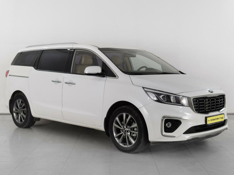 Kia Carnival, III 2018 с пробегом 65 200 км.