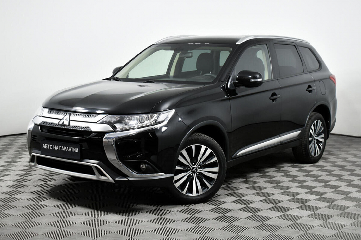 Mitsubishi Outlander, 2019 г.