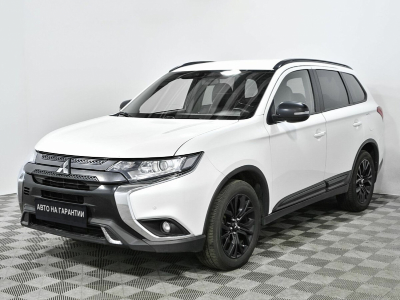 Mitsubishi Outlander, 2020 г.