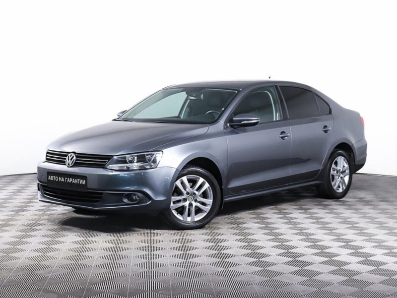 Volkswagen Jetta, VI 2014 с пробегом 84 600 км.