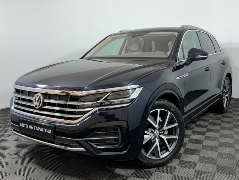 Volkswagen Touareg, III 2019 с пробегом 37 000 км.