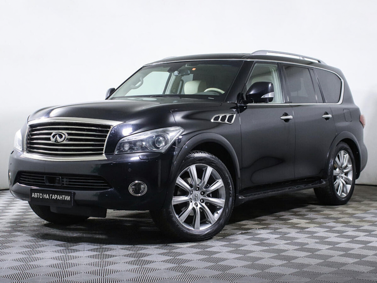 Infiniti QX56, 2011 г.