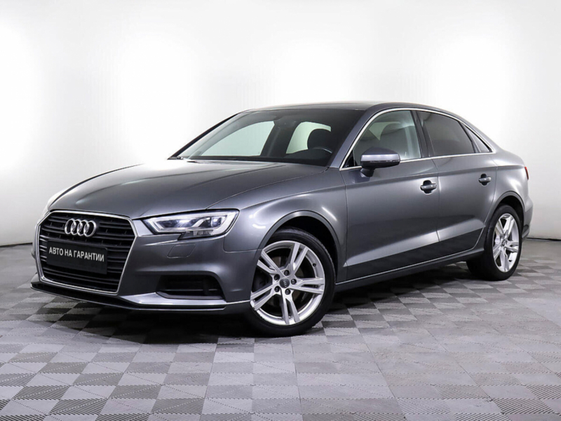 Audi A3, III (8V) Рестайлинг 2020 с пробегом 37 700 км.